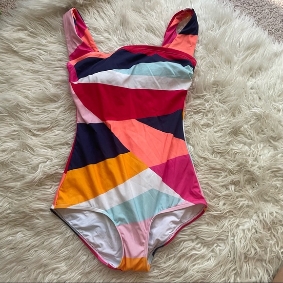 hermoza swim